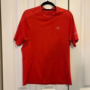 Arc’teryx Motus Mens Shortsleeve M - Like new